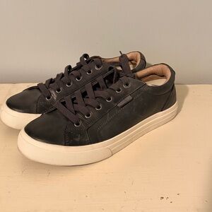Womens Taos Black Leather Sneakers